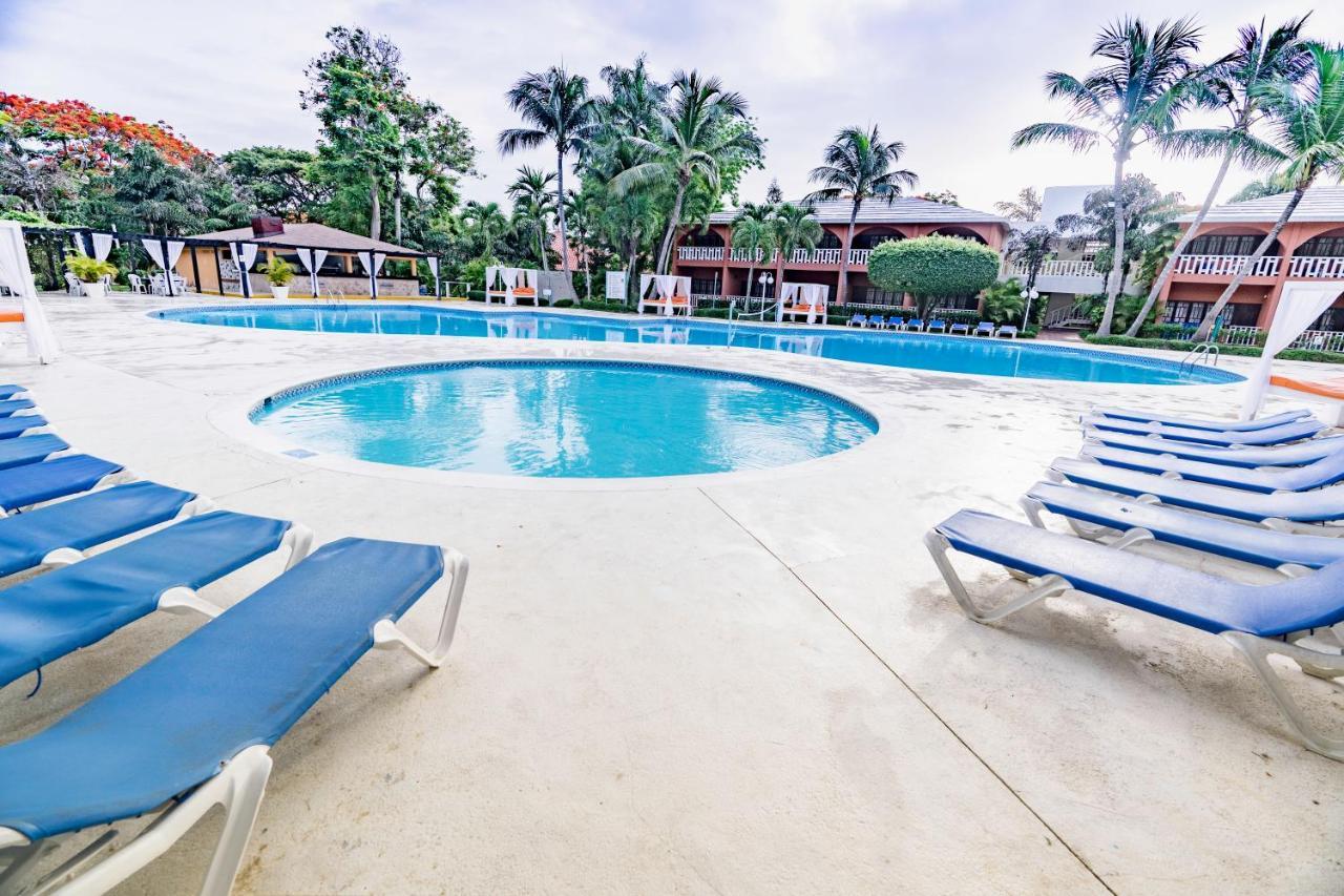 Bellevue Dominican Bay Boca Chica Exterior photo