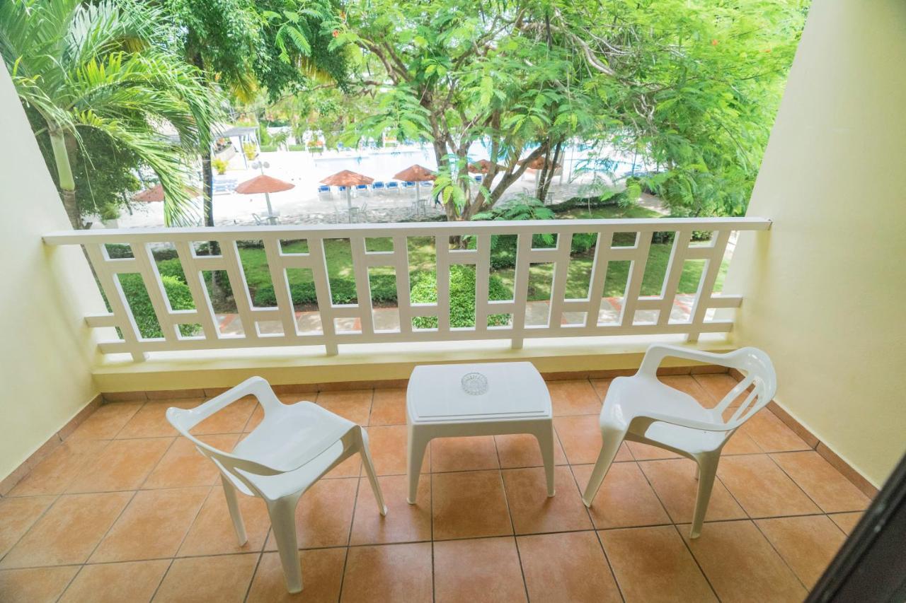 Bellevue Dominican Bay Boca Chica Exterior photo